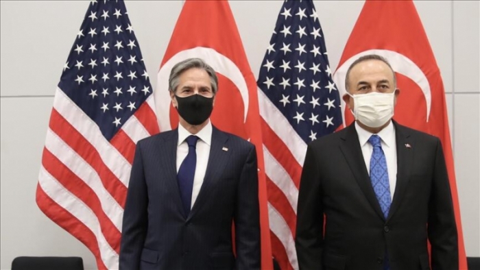 Önde gelen Türk ve ABD'li diplomatlar Afgan barış sürecini tartışıyor