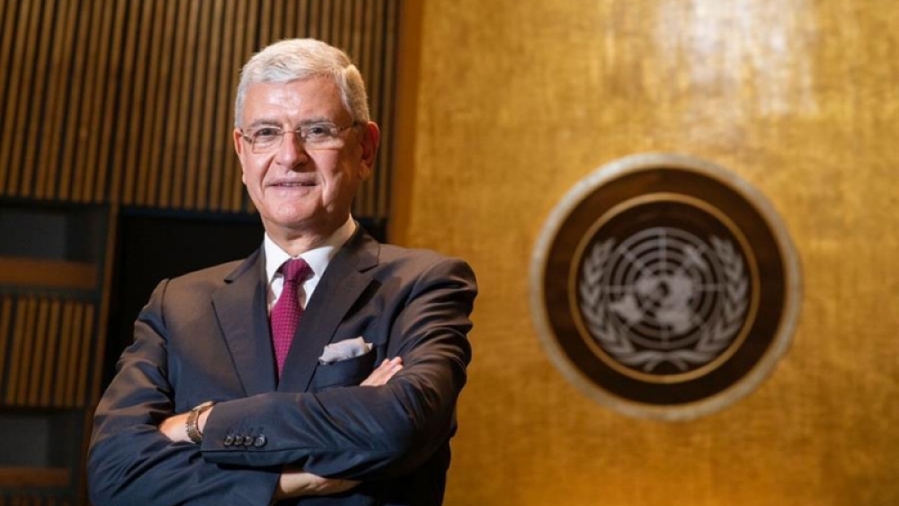 BM Genel Kurulu Başkanlığı'na seçilen ilk Türk göreve geldi