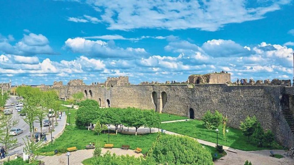 Diyarbakır'da Denize Girilecek Yerler  