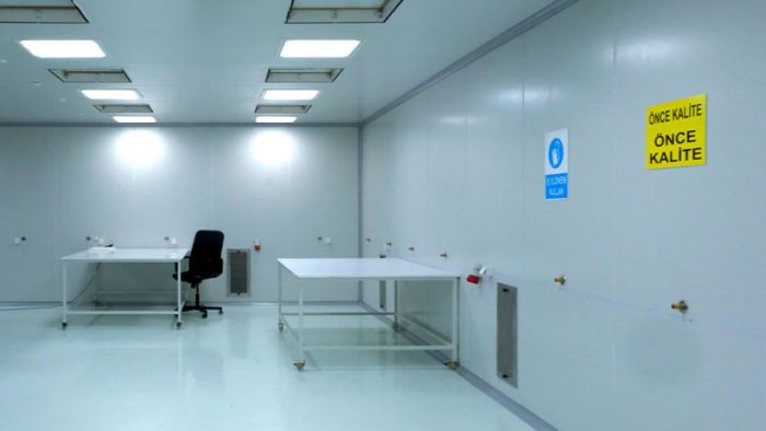 Yüksek Hassasiyetli Üretim Tesisleri İçin Mühendislik Odaklı Temiz Oda Tasarımı