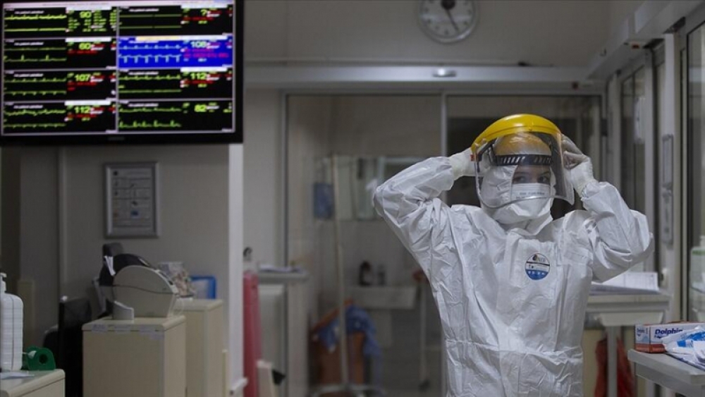 Toplam teyit edilen vaka sayısı 2.501.079 olduğundan koronavirüs ölümleri 26.237'ye ulaştı