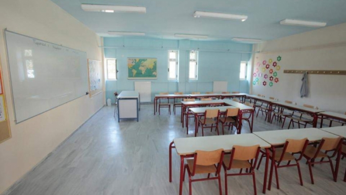Yunanistan'da İlkokullar 26 Haziran'a kadar derslere ev sahipliği yapacak